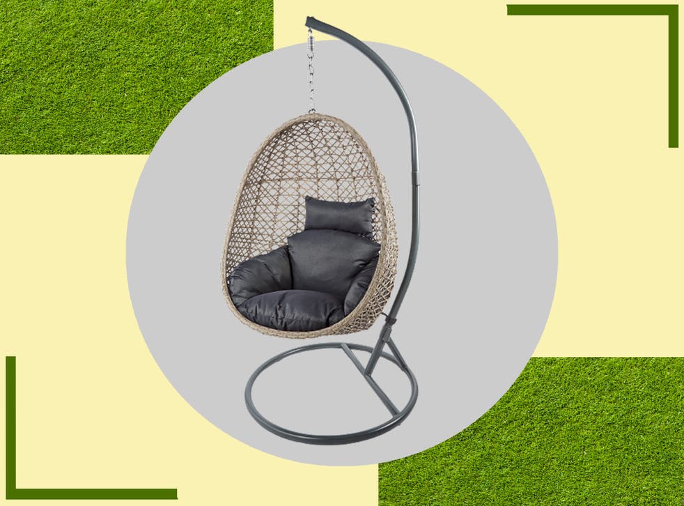 Aldi’s egg chair is back in stock this weekend How to